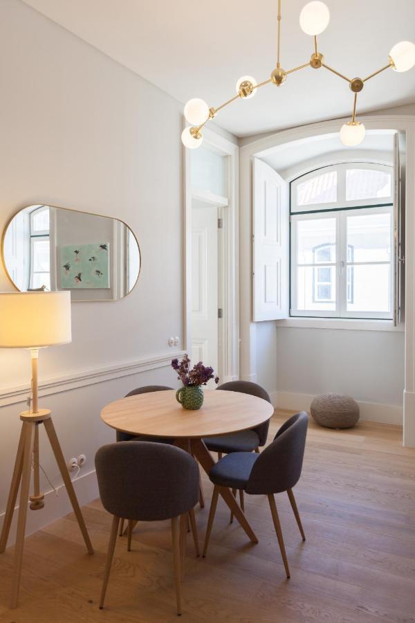 Flh Praca Rossio Bright Apartment Lisboa Exteriör bild